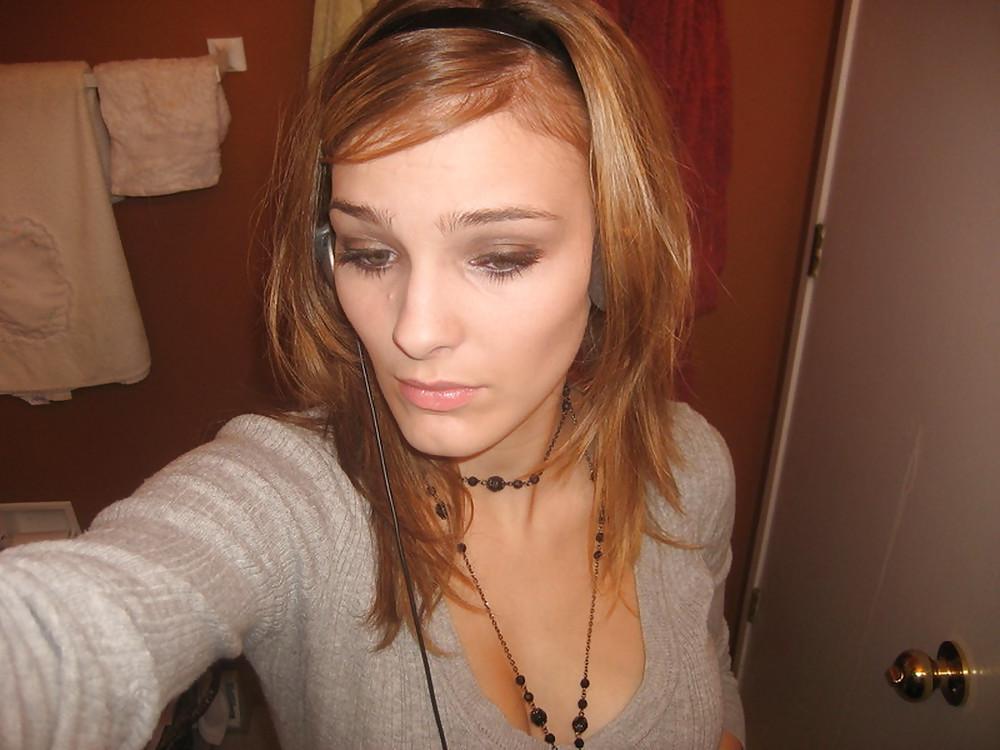 25P Sweet Busty Teen