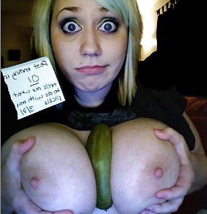 25P Busty Amateurs
