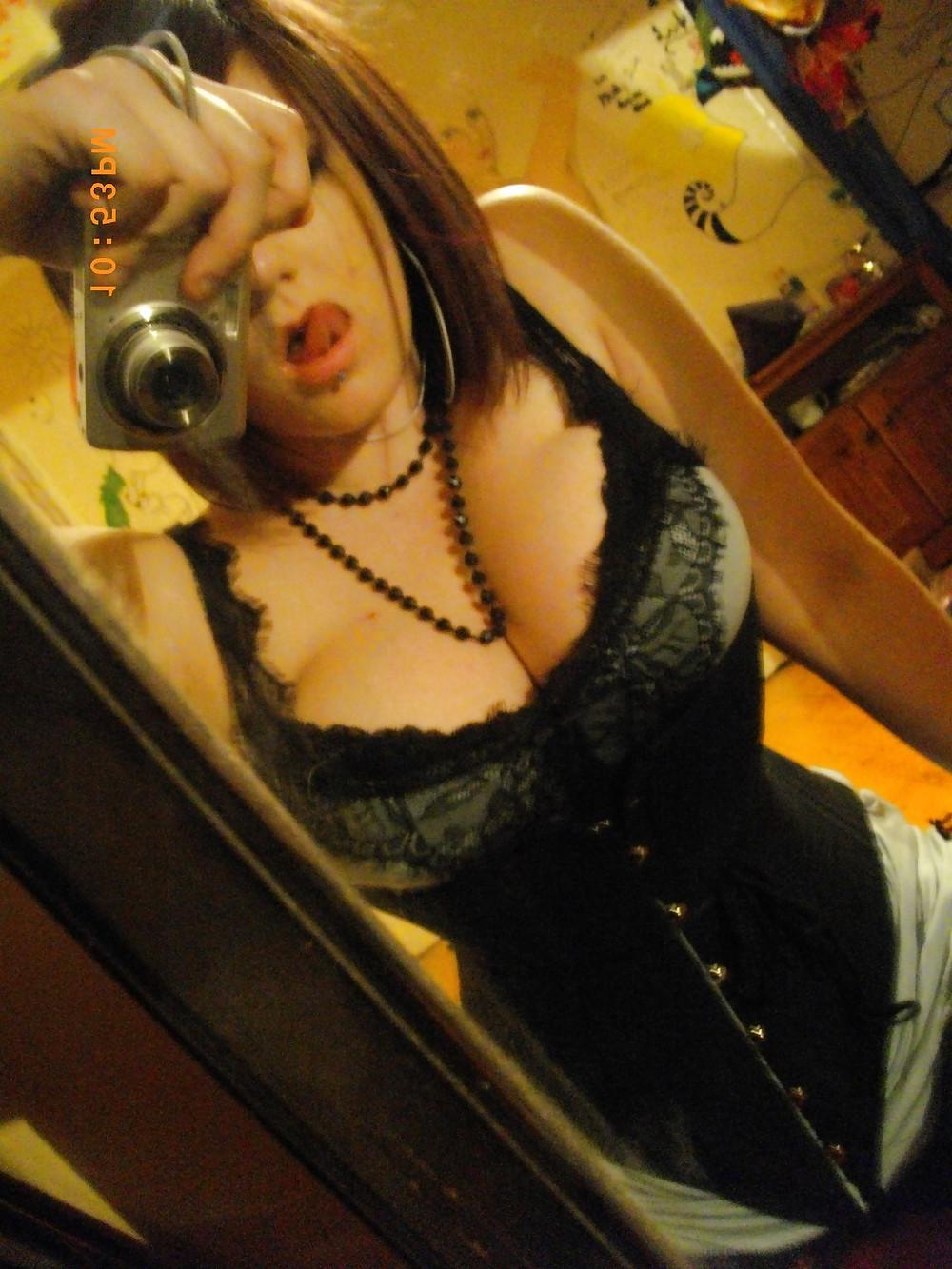23P Great Busty Teen
