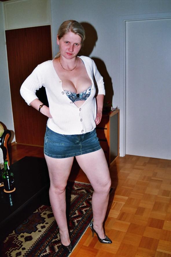 10P SAG - Wife's Hot Body In Short Tight Slinky Denim Skirt 05