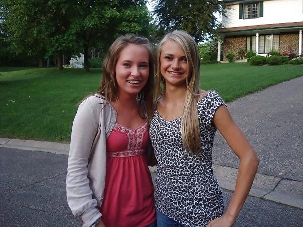 25P Gorgeous babe! plz dirty comment