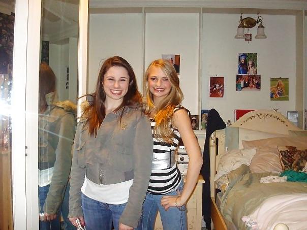 25P Gorgeous babe! plz dirty comment