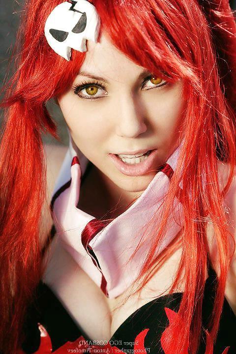 25P Cosplay-Süße verschwendet an Geeks lol