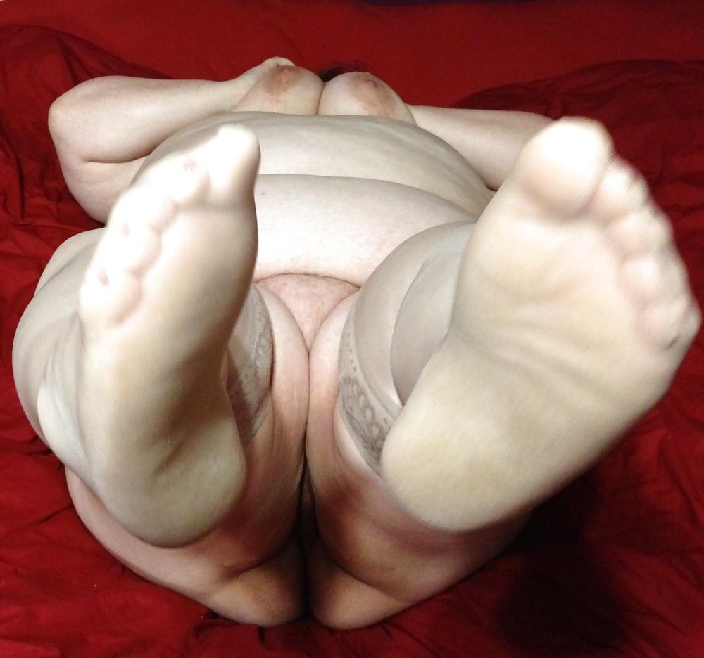 15P Teasin'Pleazin Footjob