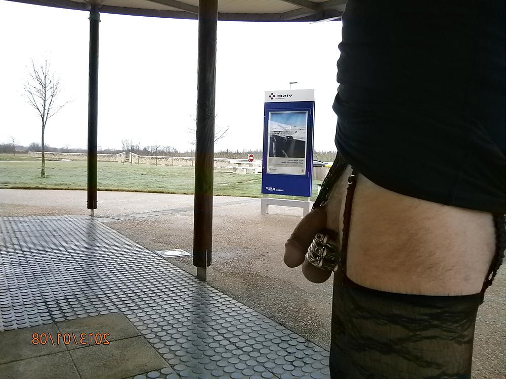 11P Public exhib masturbation handjob flashing cock dick queue