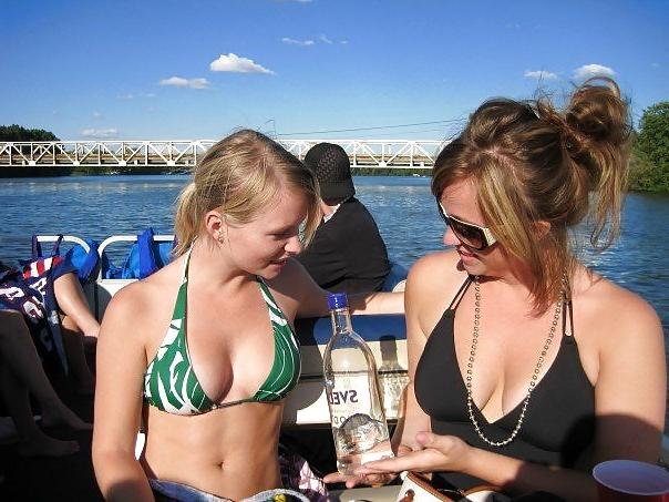 25P Hot friend! plz dirty comment