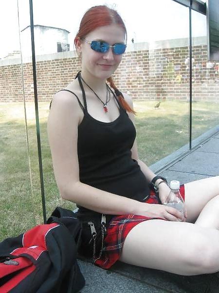 9P Wer hat mehr von ihr? Who has more from her? ( Gwen1987 )