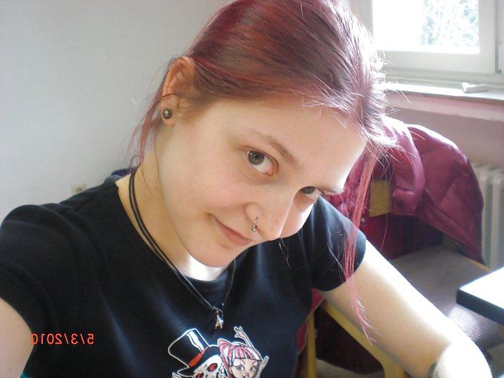 9P Wer hat mehr von ihr? Who has more from her? ( Gwen1987 )