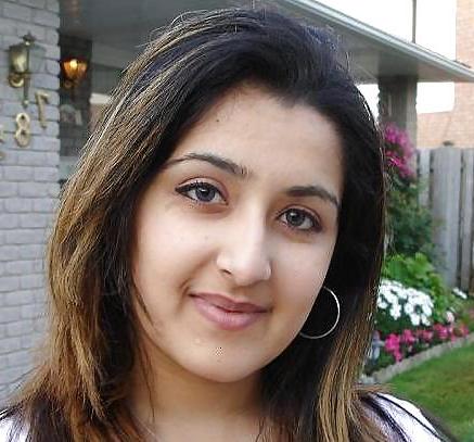 5P Pakistani girls