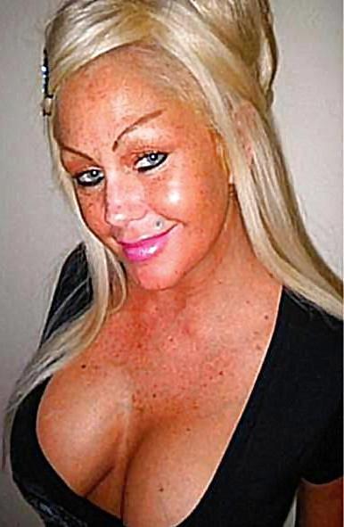 14P Facebook busty slut milf