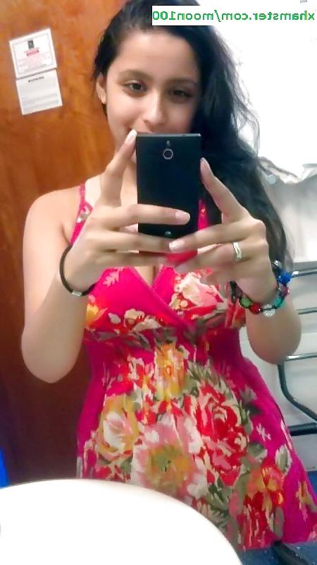 25P Pakistani homely slif shoot pics 