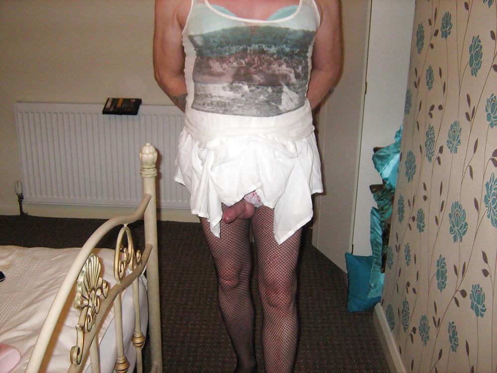 25P DRESSING UP