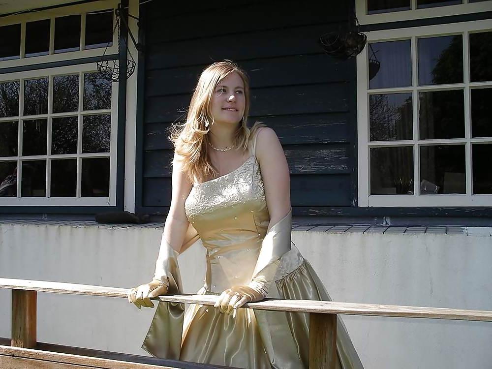18P Prom Dress & Gloves