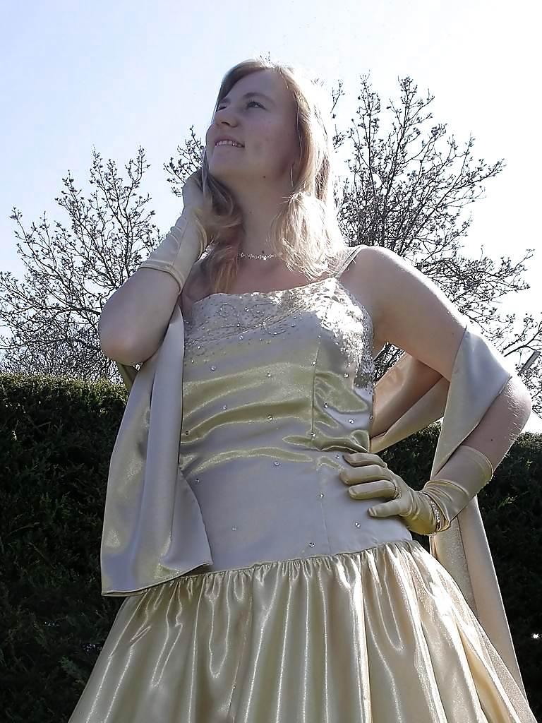 18P Prom Dress & Gloves