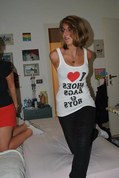 20P HORNY BEACH TEENS AND SLUTS 09- DIRTY COMMENTS PLS