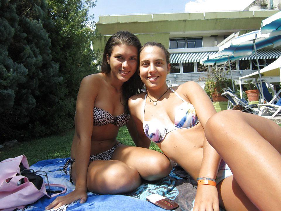 20P HORNY BEACH TEENS AND SLUTS 09- DIRTY COMMENTS PLS