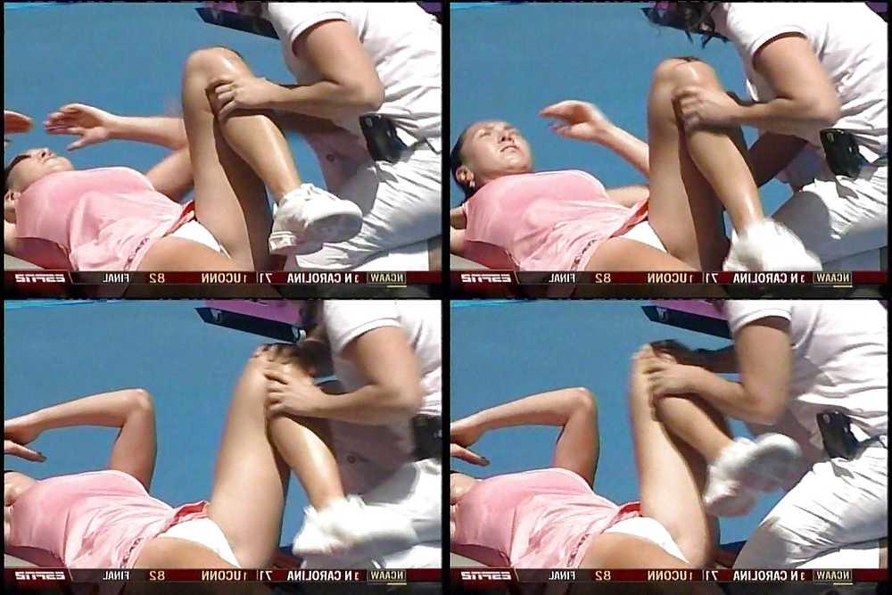 25P Sexy Tennis Girls - Upskirt, Nipples, Legs and Body