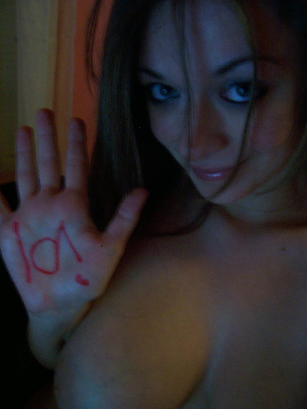 25P Busty Teen - Elise