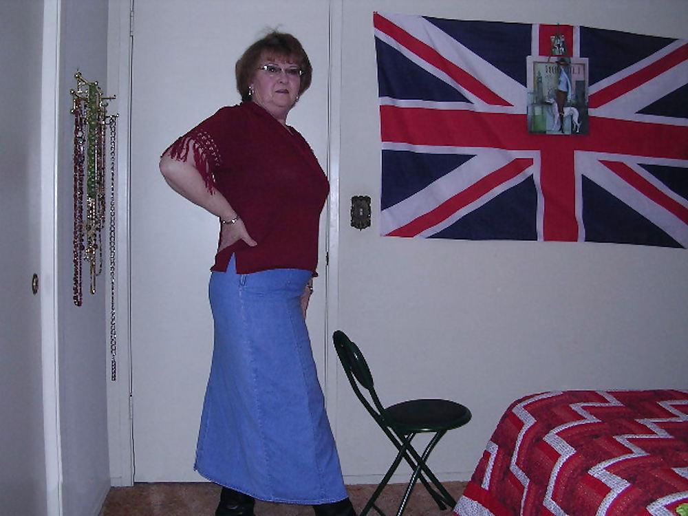 8P My Granny asked me to Take Photos