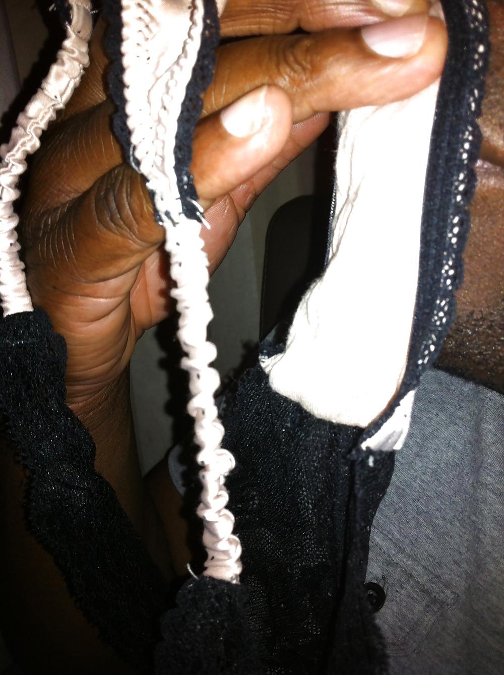 15P Sniffin lickin then cumin ova my gf,s dirty knickers
