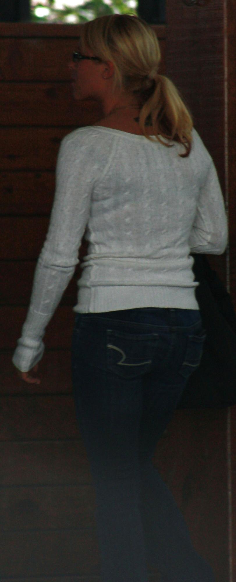 20P Nice Ass in Blue Jeans # 2