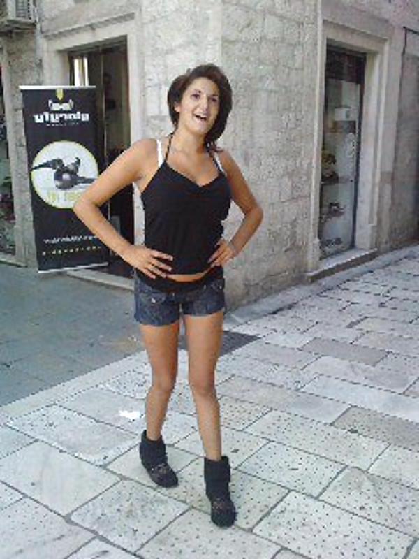 9P Serbian girl: Tatjana