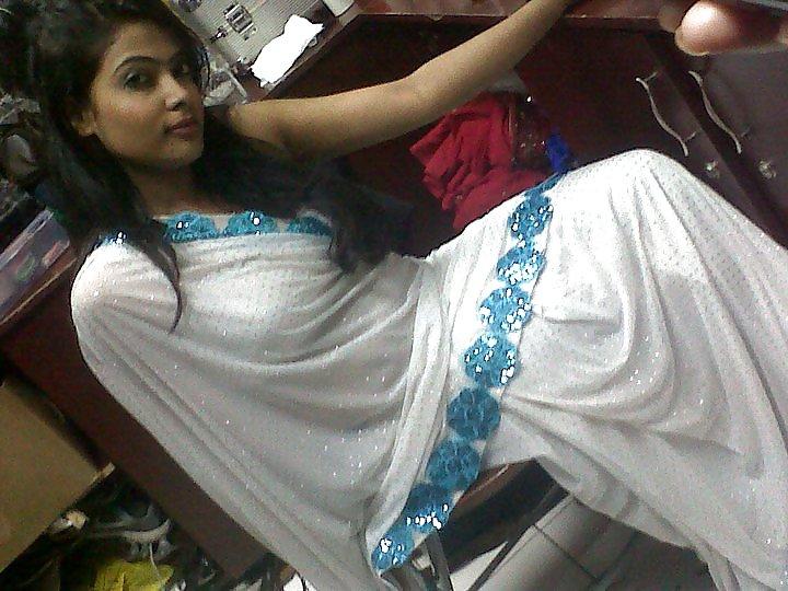 17P Uk pakistani hot slut