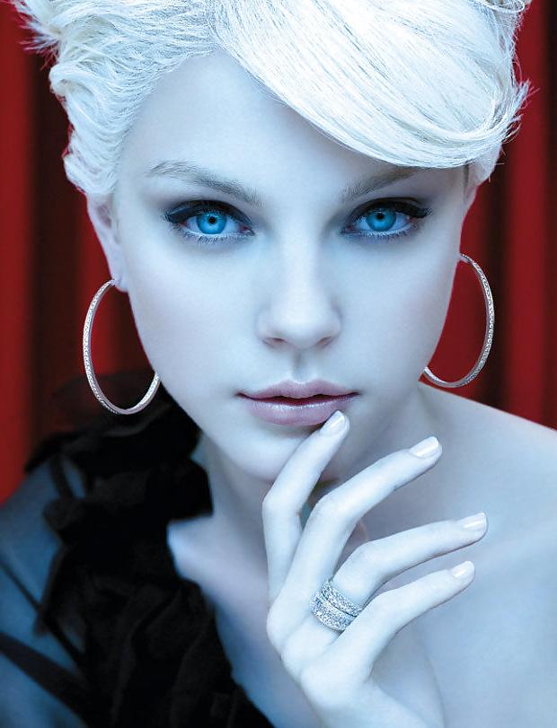 25P Only Th Best Blue eyes,By Blondelover