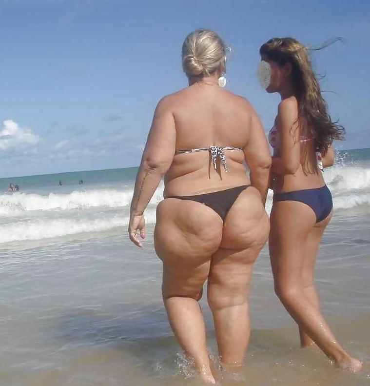 25P Ass to die for!