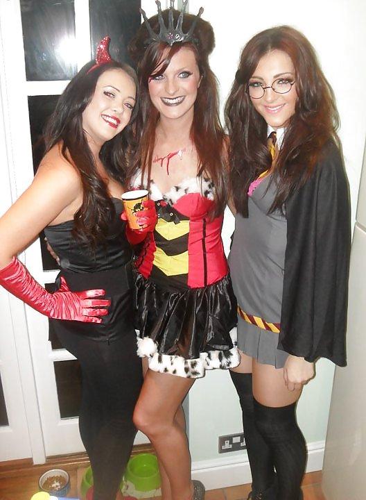 25P Slutz in fancy dress 11