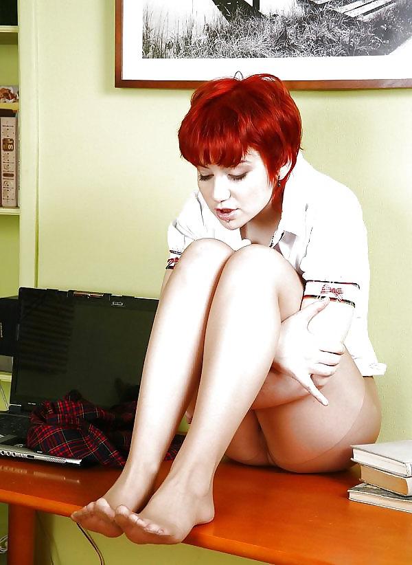 25P Sexy In Pantyhose