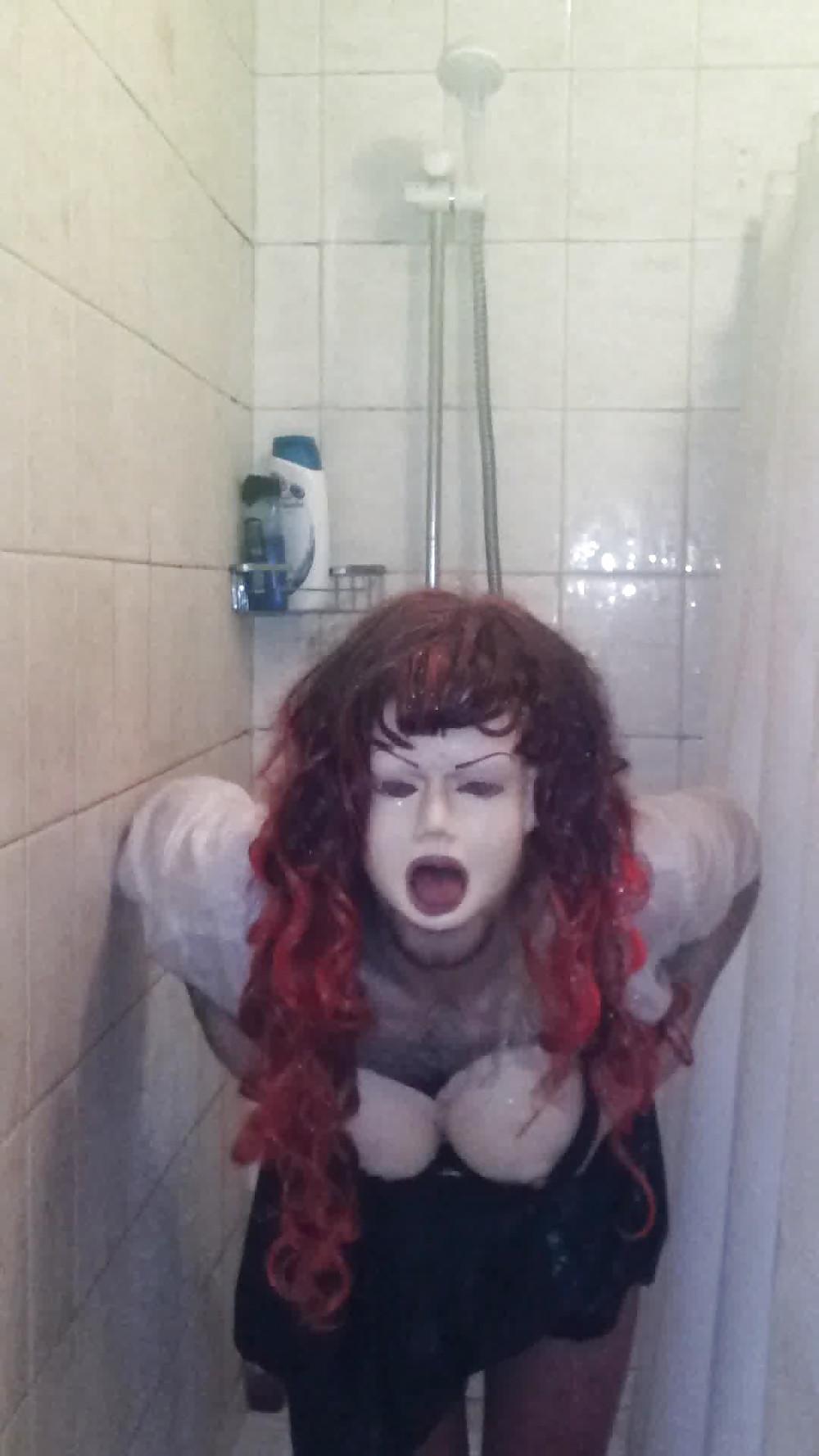21P CD In the Shower in Black corset with red