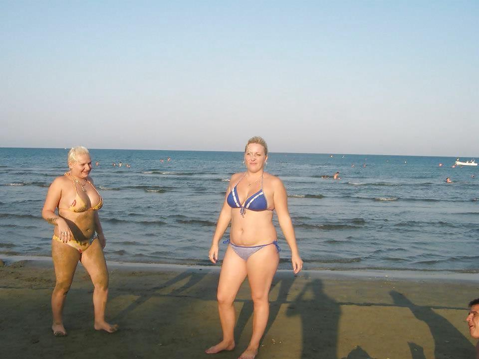 25P Busty Greek Milf