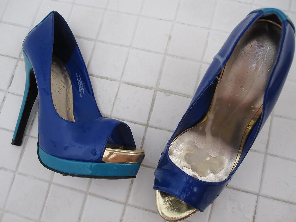 20P Blue Mossimo High Heel Peep Toe Shoes Cummed