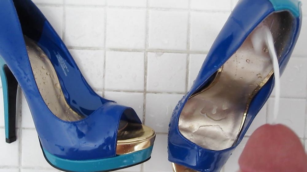 20P Blue Mossimo High Heel Peep Toe Shoes Cummed