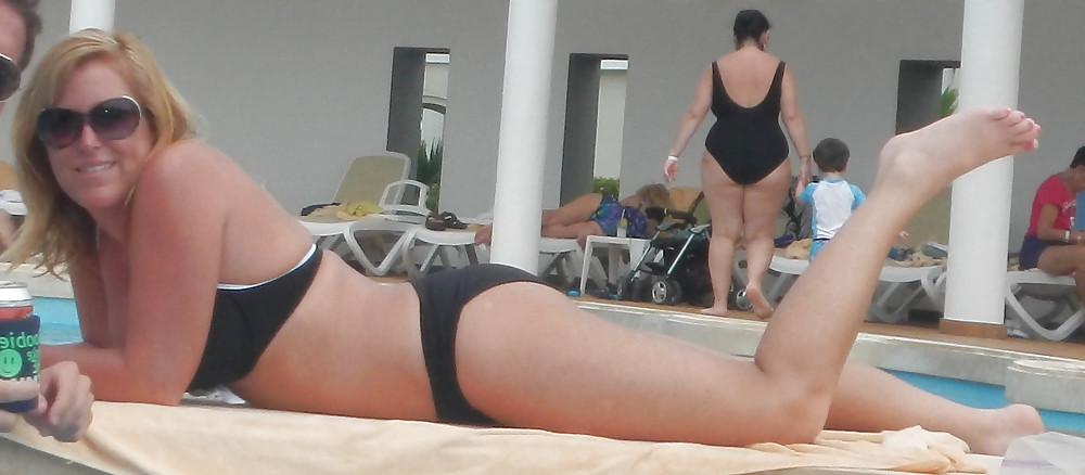25P Busty Flickr Milf 8 (non-nude)