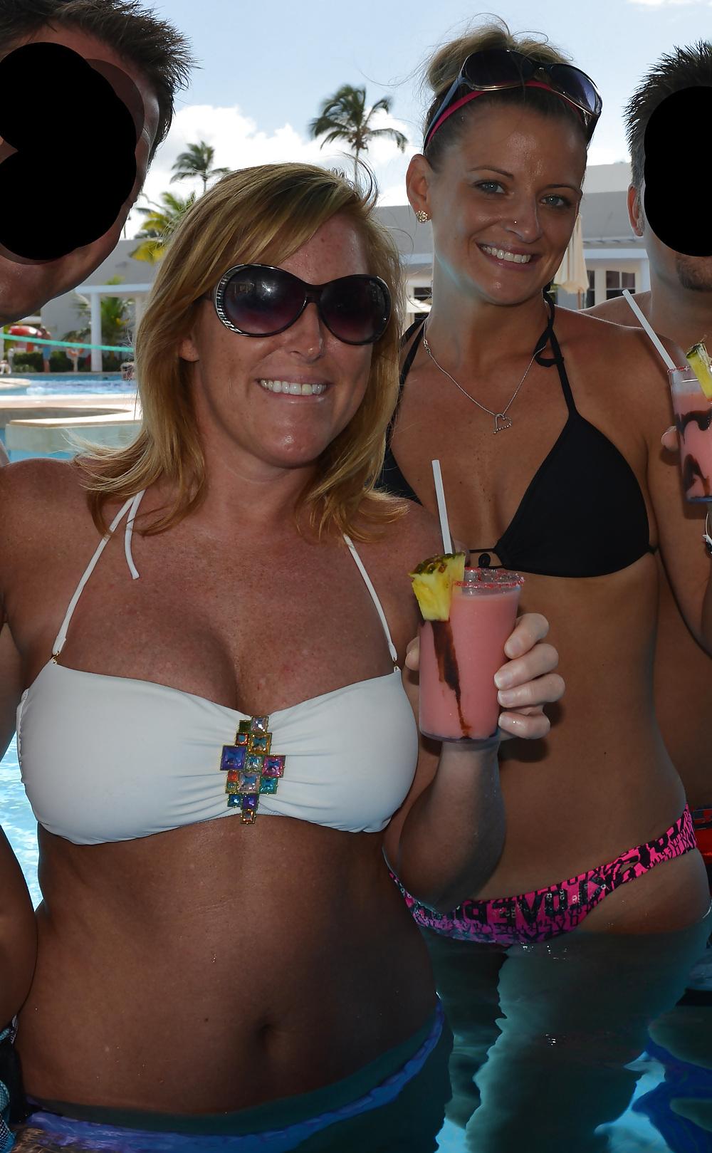 25P Busty Flickr Milf 8 (non-nude)