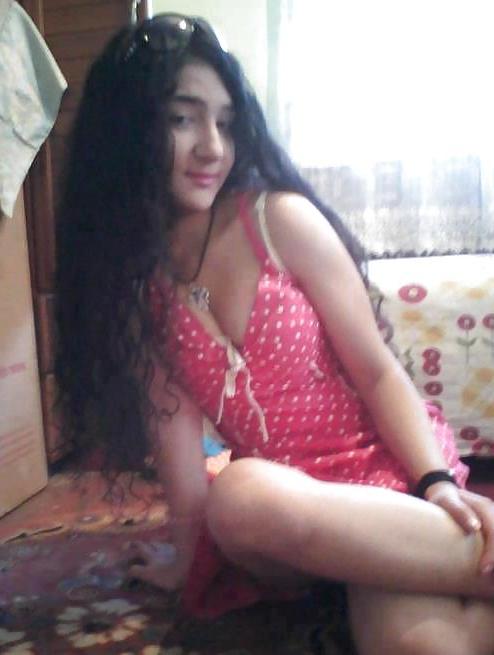 25P Turkish and Oriental Girls