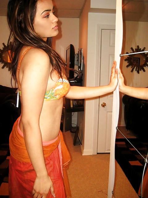 5P Sexy pakistani girl