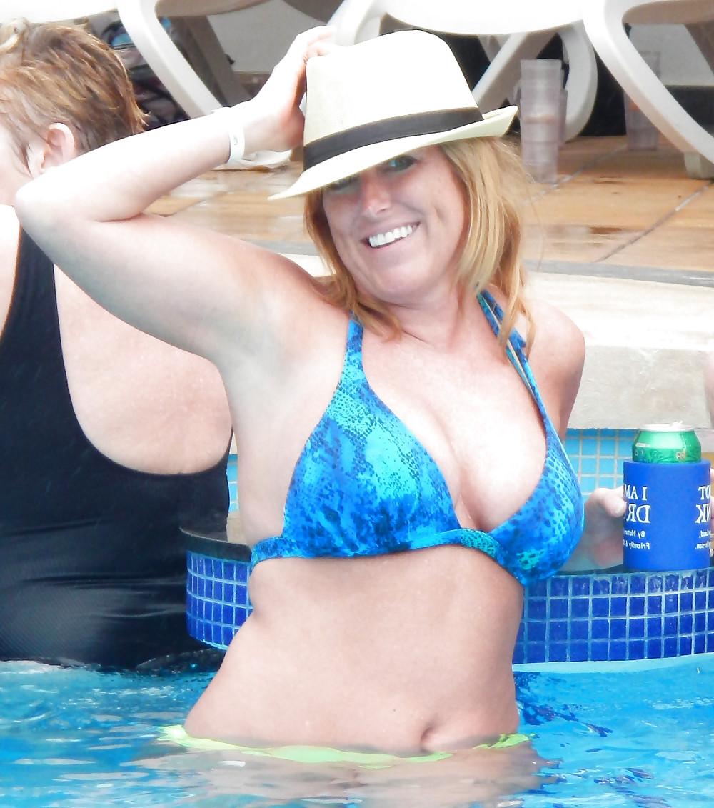 19P Busty Flickr Milf 9 (non-nude)