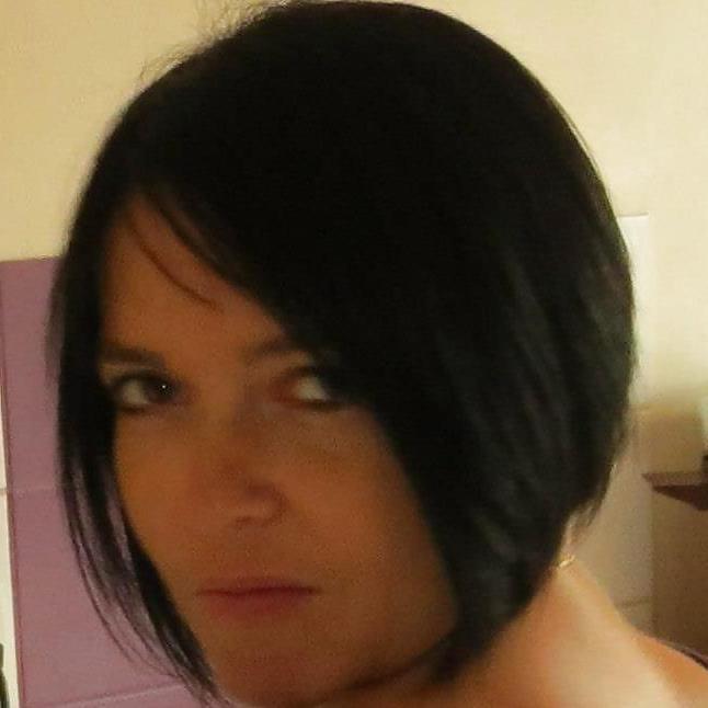 9P Pics of the French Milf on video