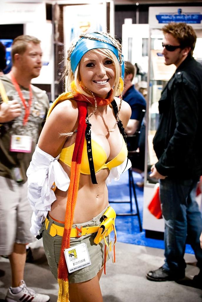 25P Hot Cosplay Slut Jessica Nigri