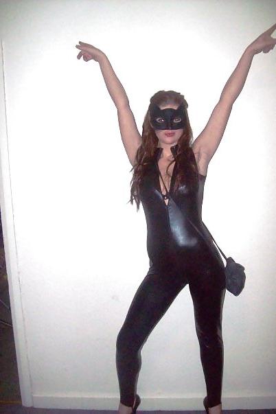 25P Slutz in fancy dress 3