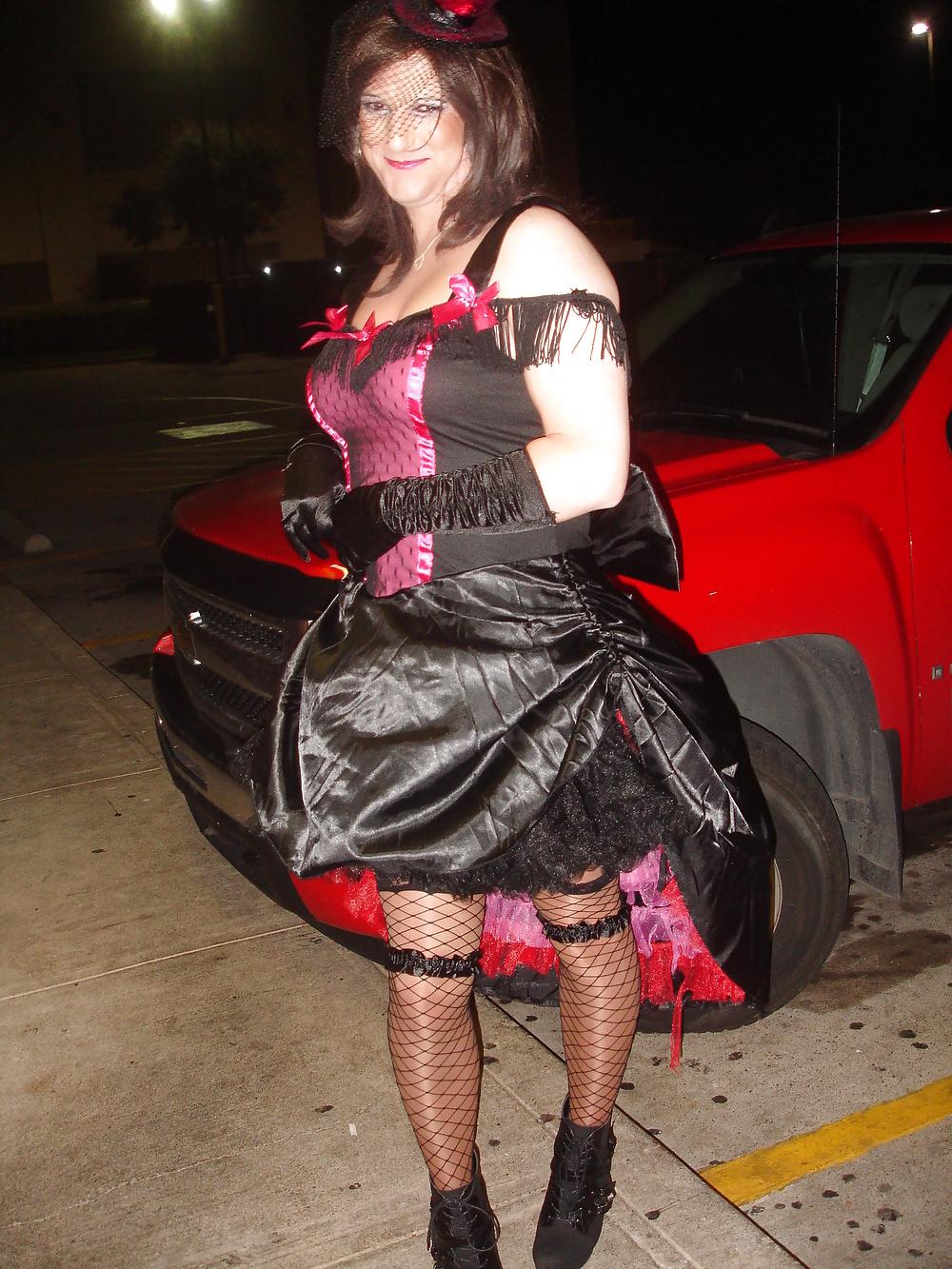 16P Halloween Costume