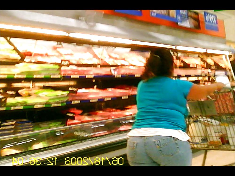 25P Little Person (Midget) MILF Ass