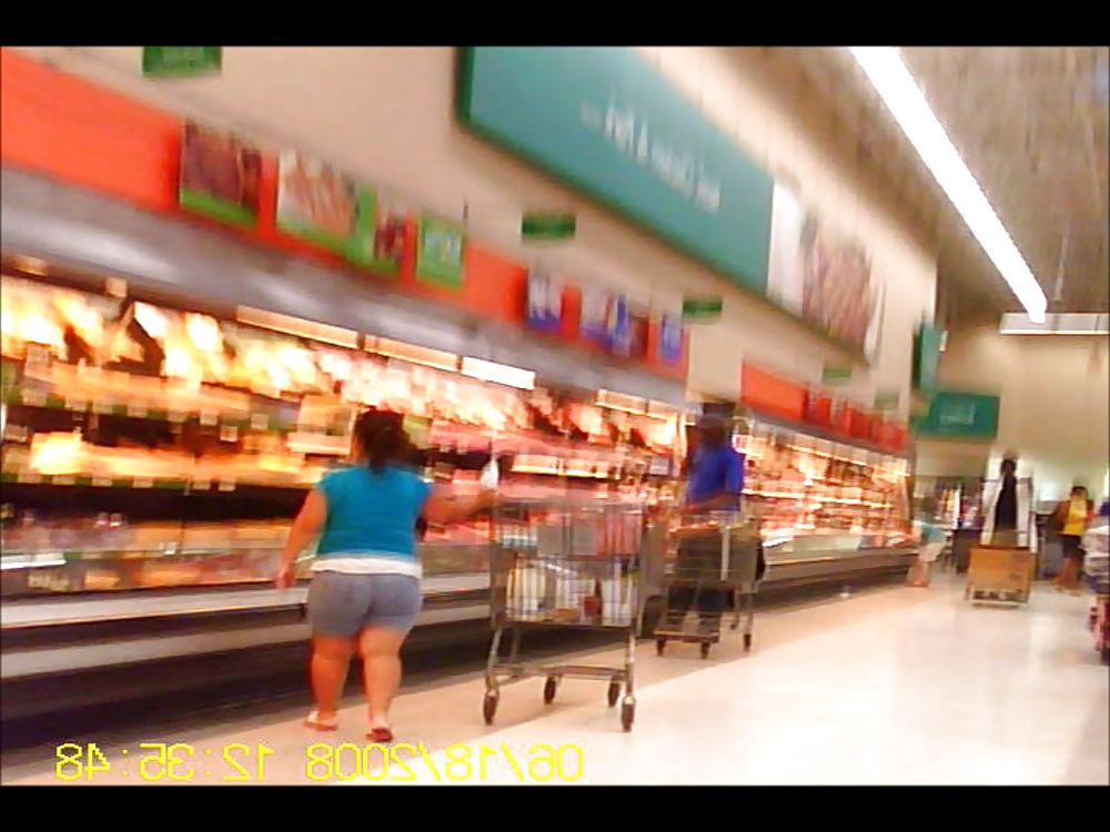25P Little Person (Midget) MILF Ass