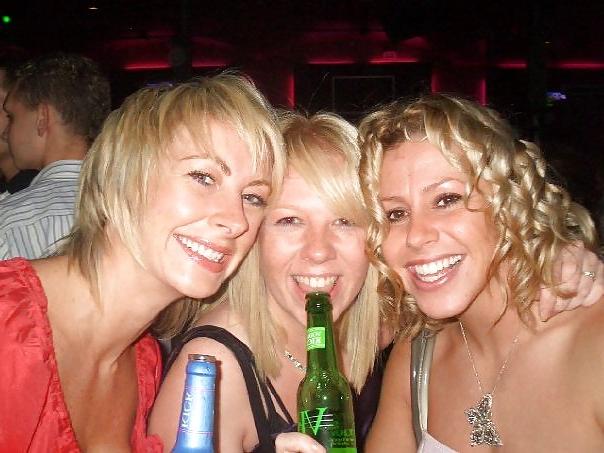 25P Girls I know what would you do dirty comments plz