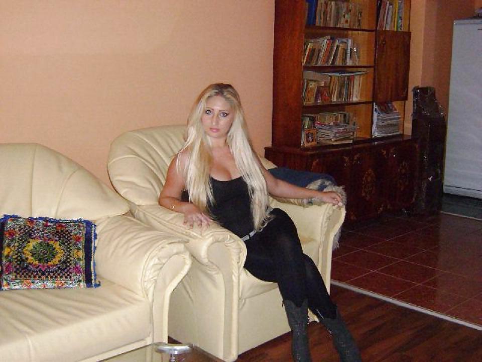 7P Serbian girl: Bojana