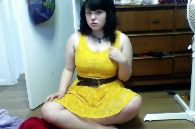 7P BRIGITTA - MY YELLOW DRESS