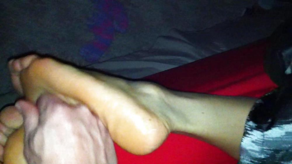 25P Montagabend-Footjob